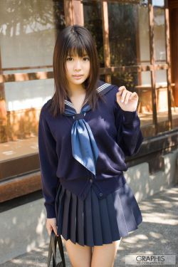 夹看学长的巨大的鸡把写作业